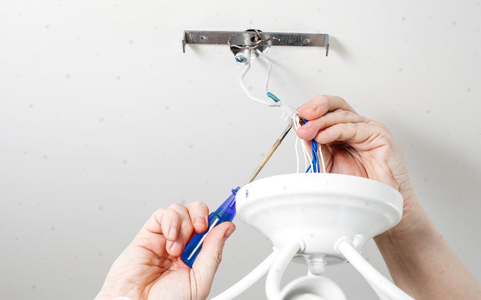 je recherche un électricien Meaux